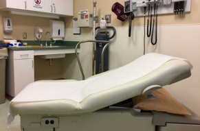 آشنایی با ویژگی های تشک تخت معاینه